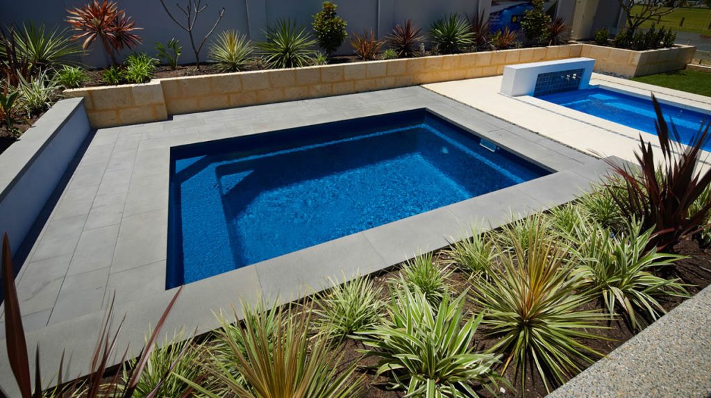 4-7m-3-5m-ultimate-plunge-joondalup-1