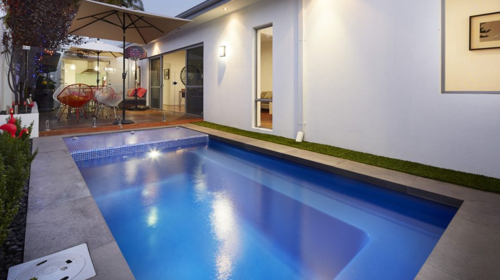 4.2m-monaco-plunge-pool-salters-point-10