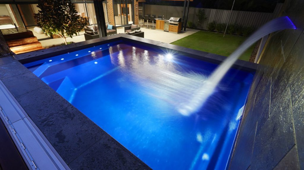 5-5m-3-5m-ultimate-plunge-pool-bateman-2
