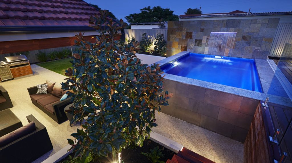 5-5m-3-5m-ultimate-plunge-pool-bateman-4