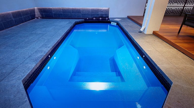 5.2m-2.6m-alfresco-plunge-pool-hammond-8