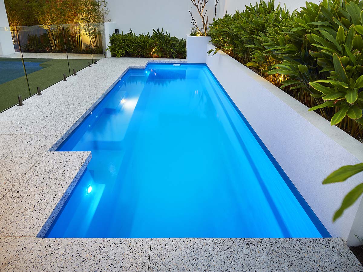 majestic-slimline-fibreglass-pool-main