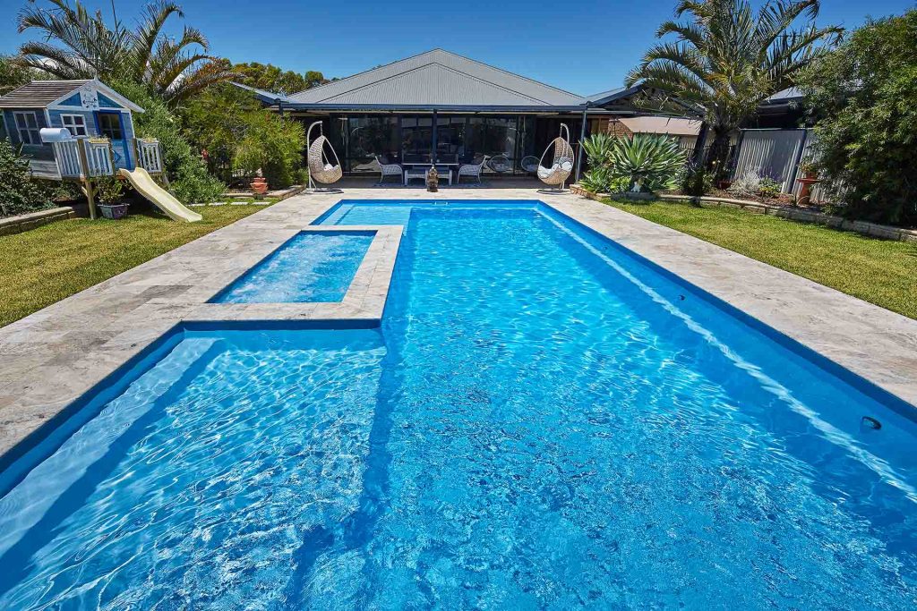 resort-sky-blue-galleryimage-2